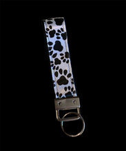 Load image into Gallery viewer, Handmade keychains