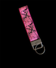 Load image into Gallery viewer, Handmade keychains