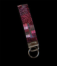 Load image into Gallery viewer, Handmade keychains