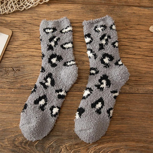 Soft Plush Knit Leopard Print Sock