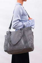 Load image into Gallery viewer, City Essentials Duffle Tote Bag
