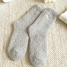 Load image into Gallery viewer, Solmere Soft Plush Knit Socks with Embroidered Bow
