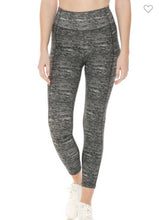 Load image into Gallery viewer, Marled Grey Capris with Pockets
