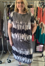 Load image into Gallery viewer, Black/Grey Tie Dye Midi Dress with Pockets
