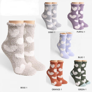 Comfy Luxe Fuzzy Knit Heart Socks